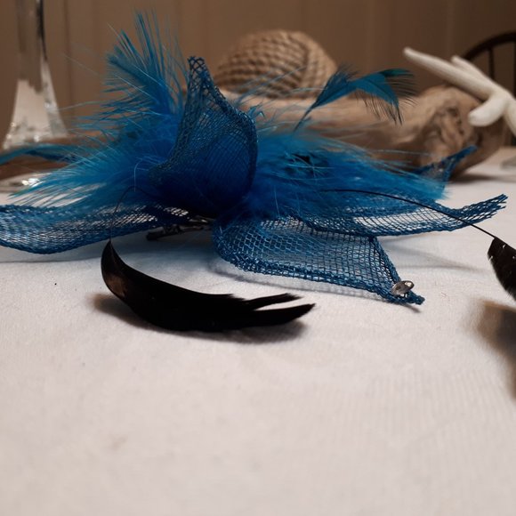 Feather Flower Fascinator with Hair Clip or Pin - Picture 4 of 4